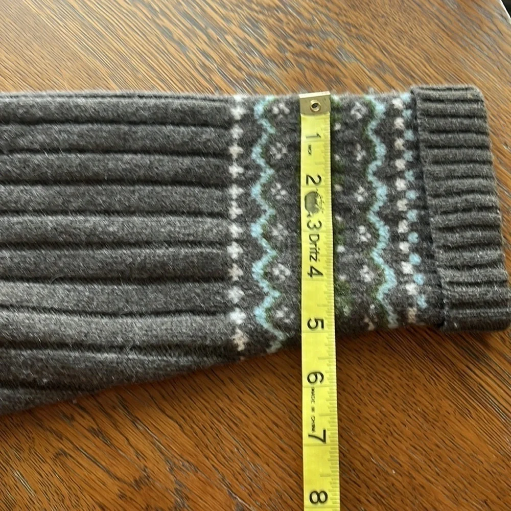 Field Gear Shetland Wool zip up cardigan size small long sleeves, dry clean